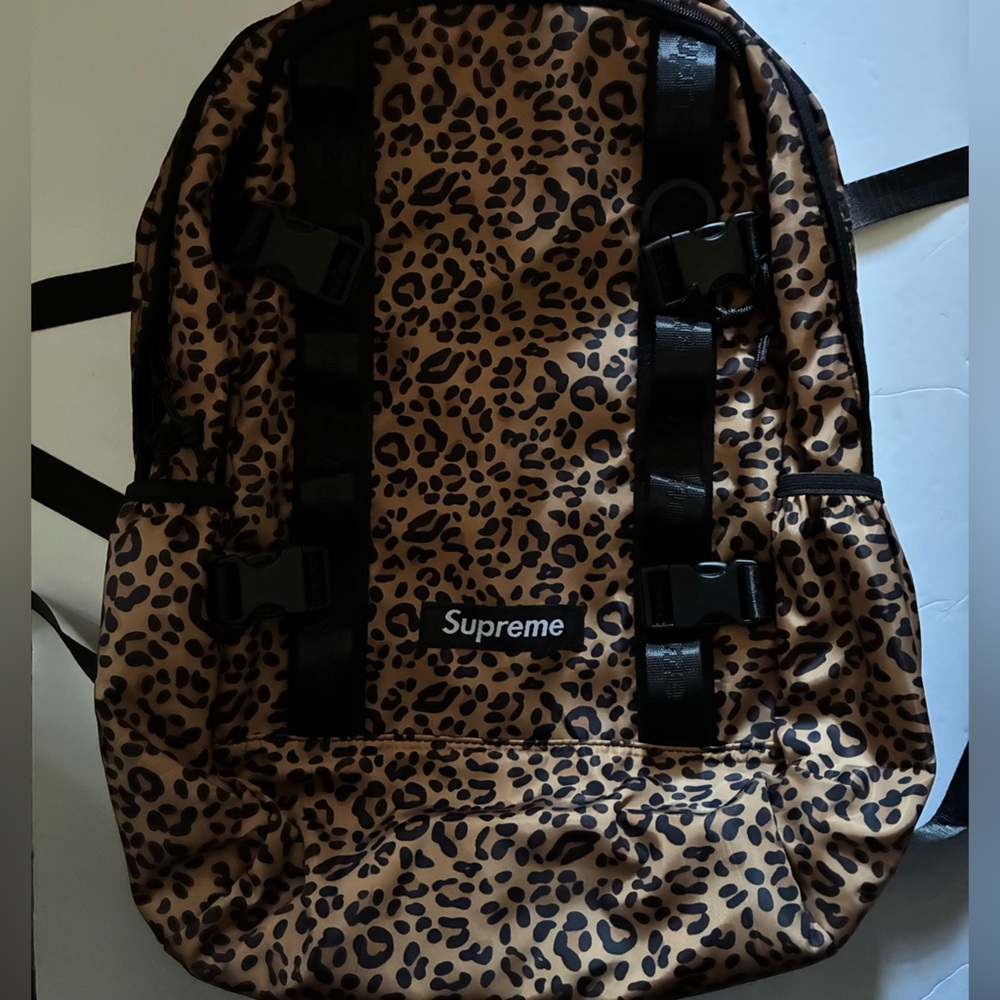 Supreme Cheetah Pattern Backpack NWT - image 1